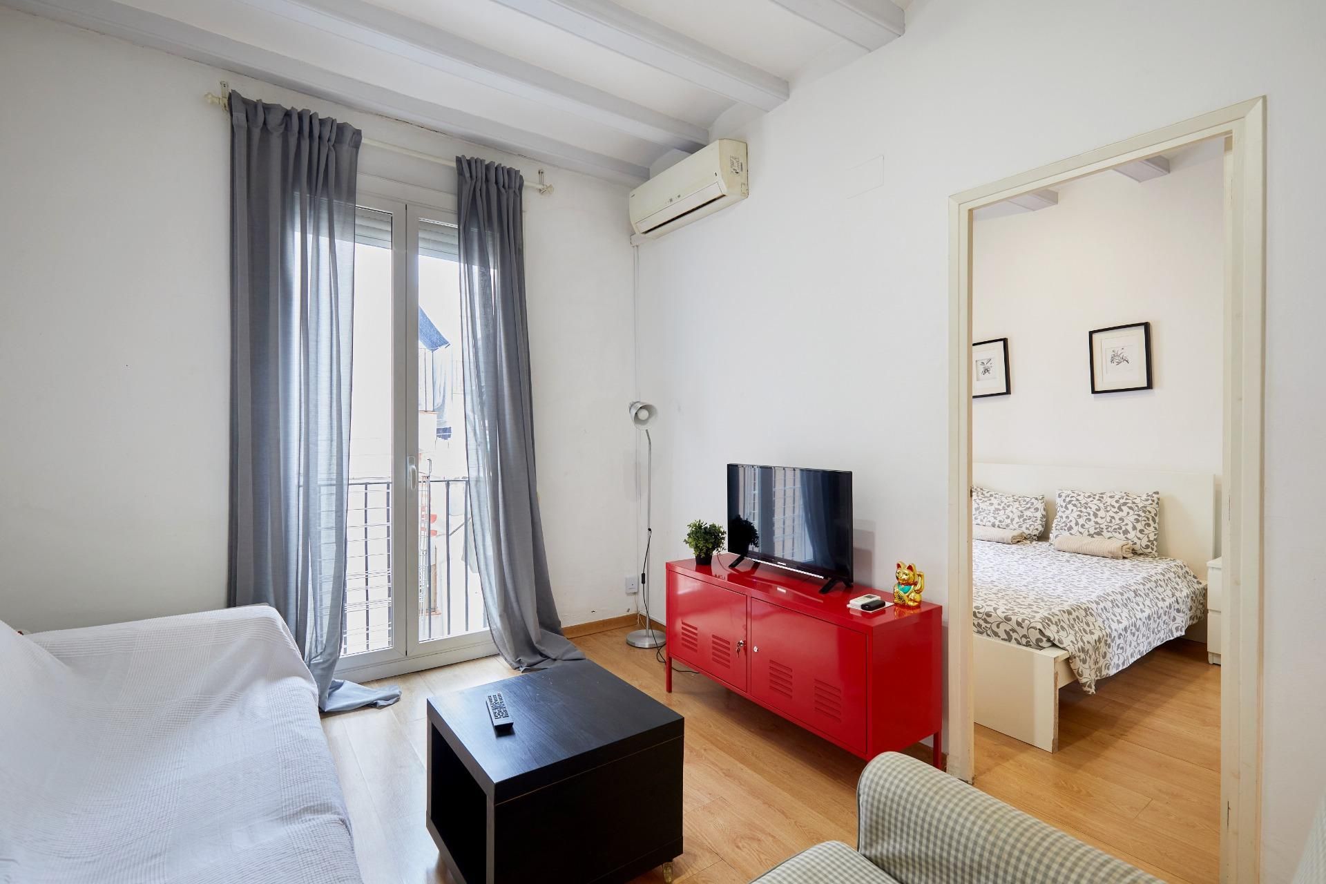 Living room of Flat for sale in  Barcelona Capital  with Air Conditioner and Balcony