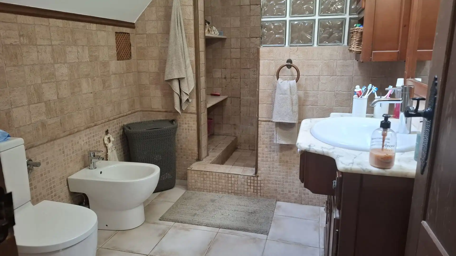 Houses for sale in Vallirana