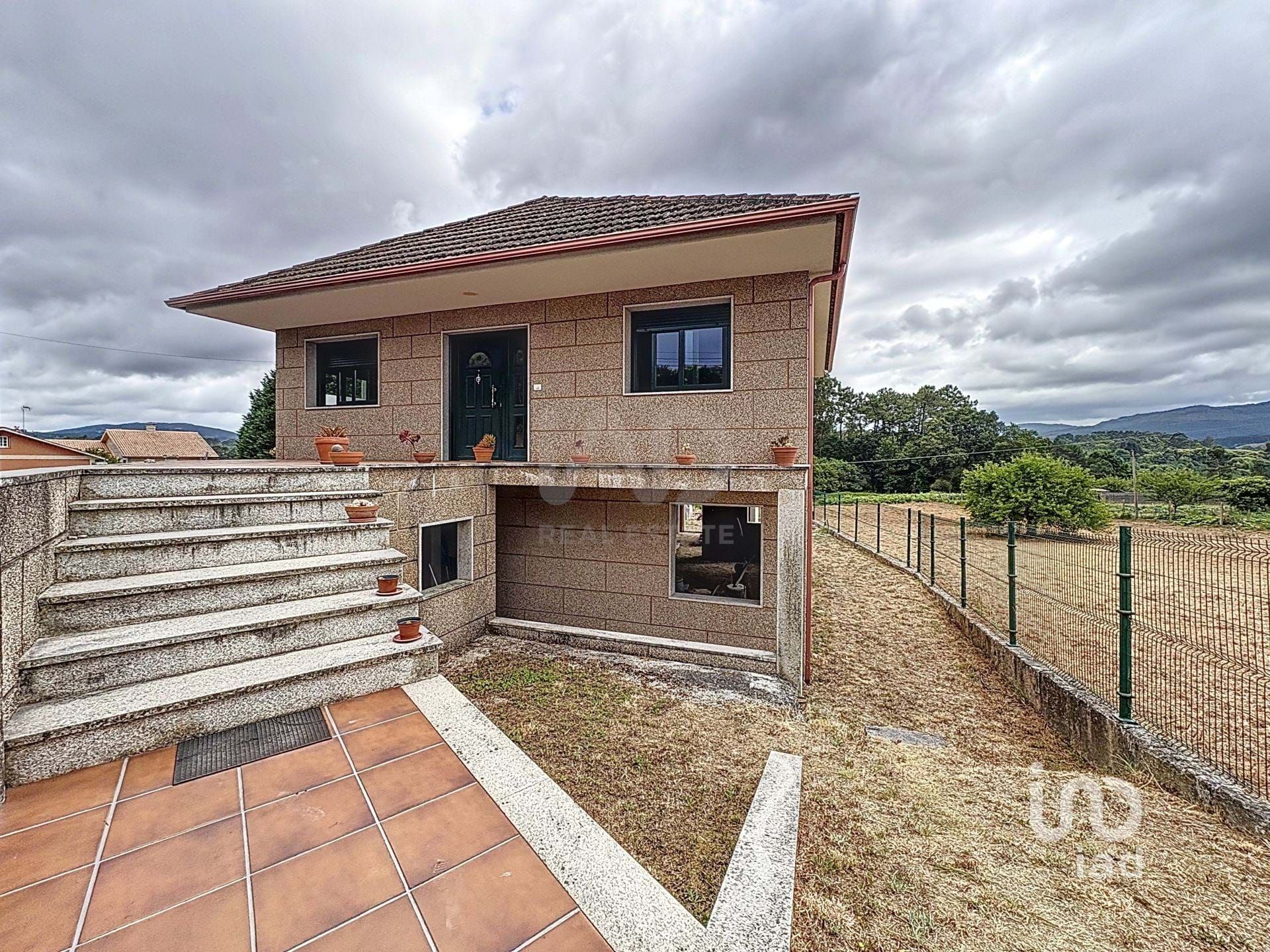 Exterior view of House or chalet for sale in Pontevedra Capital   with Heating