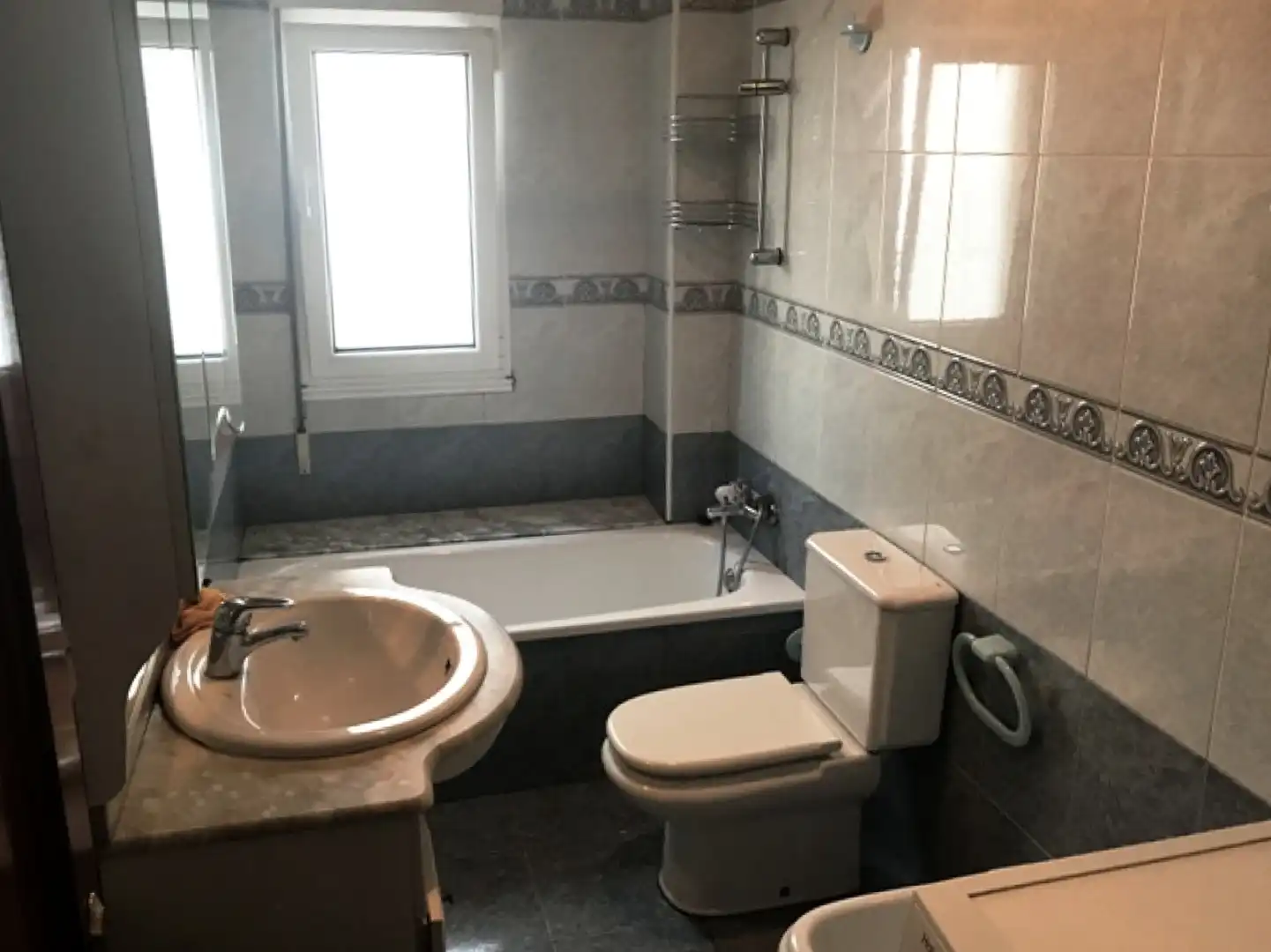 Baño de Piso en venta en Corvera de Asturias con Calefacción