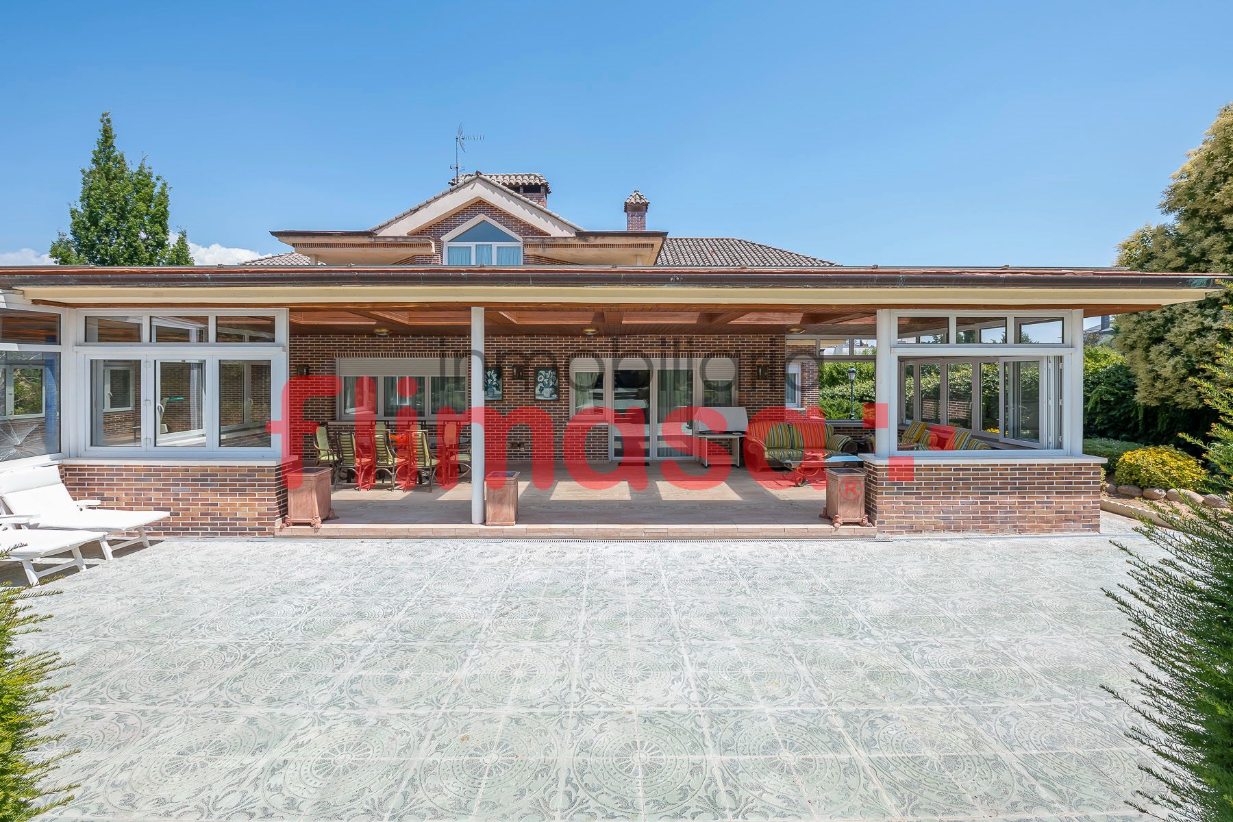 Exterior view of House or chalet for sale in Villaviciosa de Odón  with Air Conditioner, Heating and Private garden