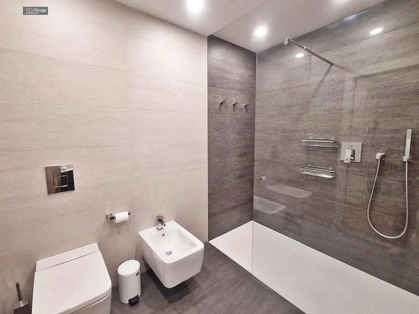 Bathroom of Houses for sale in Málaga  with Air Conditioner, Heating and Terrace