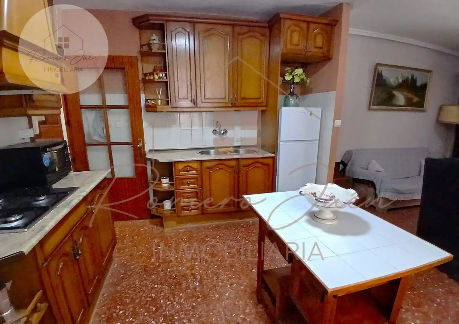 Cuina de Casa o xalet en venda en Jaén amb Calefacció, Traster i Moblat