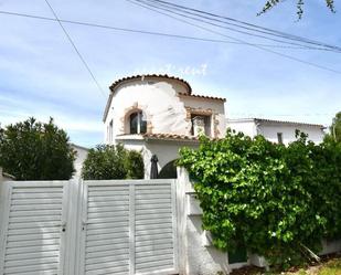 Exterior view of House or chalet for sale in Empuriabrava  with Air Conditioner, Heating and Storage room