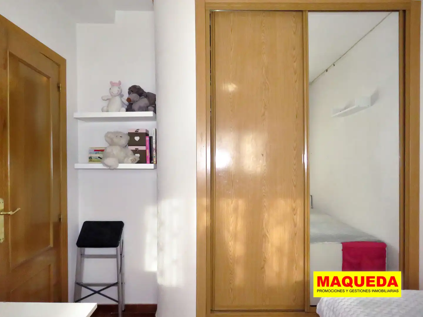 Bedroom of Houses for sale in Majadahonda  with Heating, Private garden and Swimming Pool