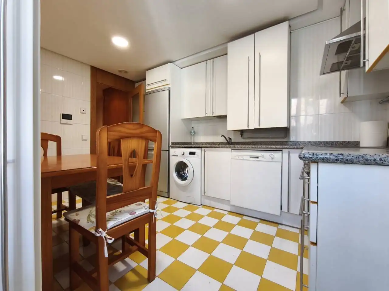 Kitchen of Flat for sale in Burgos  with Heating and Storage room