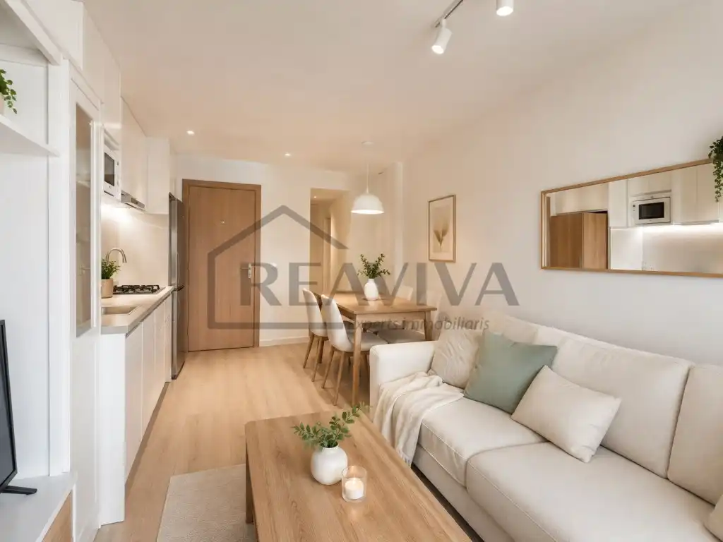 Sala de estar de Dúplex en venta en La Seu d'Urgell con Horno y Balcón