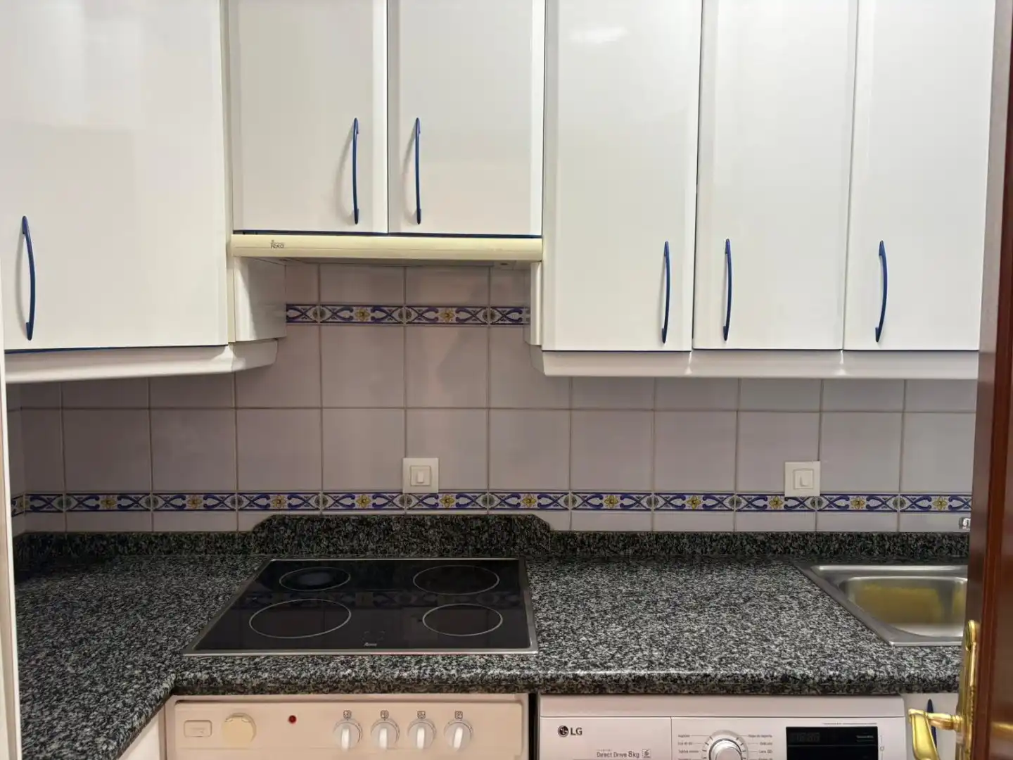 Cuina de Dúplex de lloguer en Sevilla amb Aire condicionat, Calefacció i Terrassa