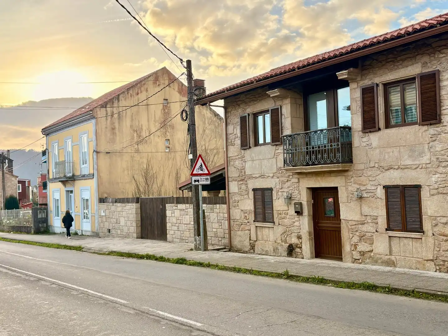 Vista exterior de Casa o chalet en venta en Noia con Calefacción, Jardín privado y Terraza