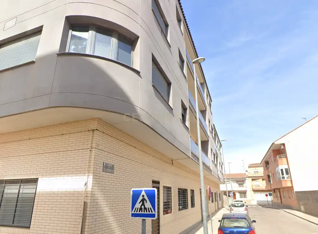 Mini appartamento in vendita a Calle la Barca, La Pobla de Vallbona, Spain, imagen 2