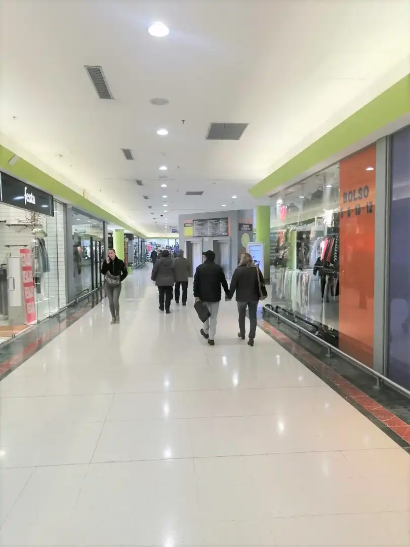 Commercial properties for sale in Madrid  with Air Conditioner and Heating