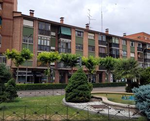Exterior view of Flat for sale in Medina del Campo  with Heating, Parquet flooring and Furnished