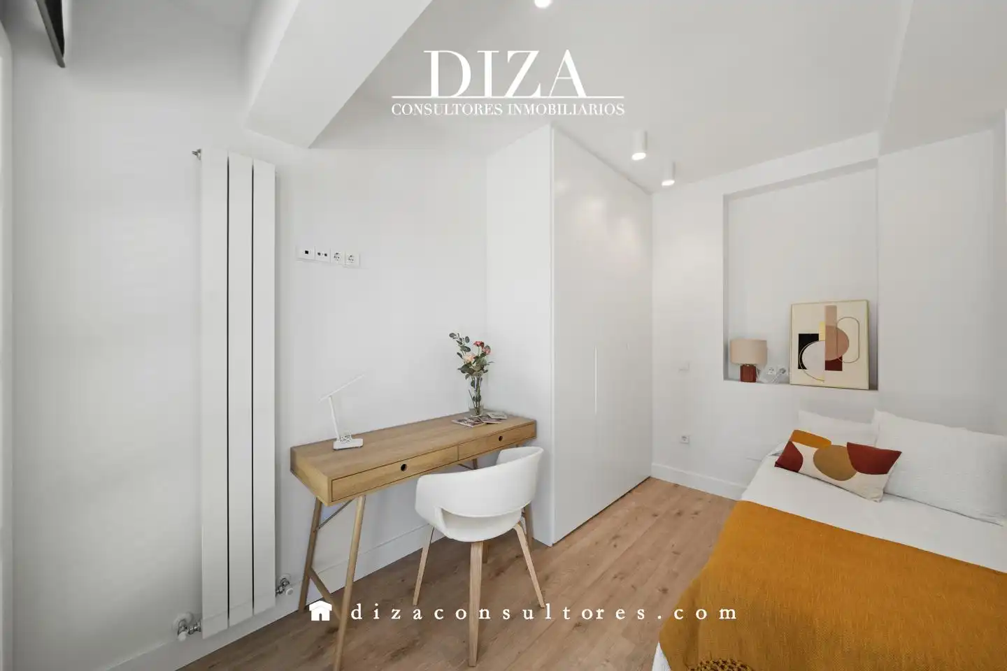 Bedroom of Flat for rent in Madrid  with Air Conditioner, Heating and Furnished
