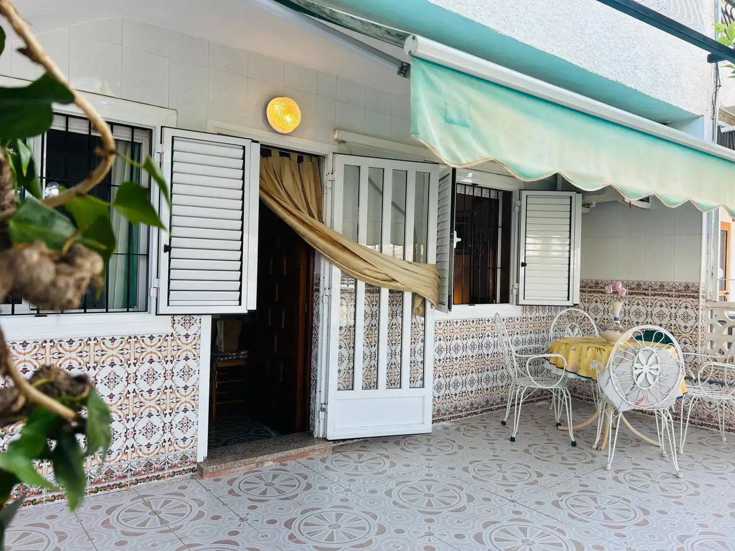 Terrassa de Casa o xalet en venda en San Pedro del Pinatar amb Aire condicionat, Jardí privat i Traster