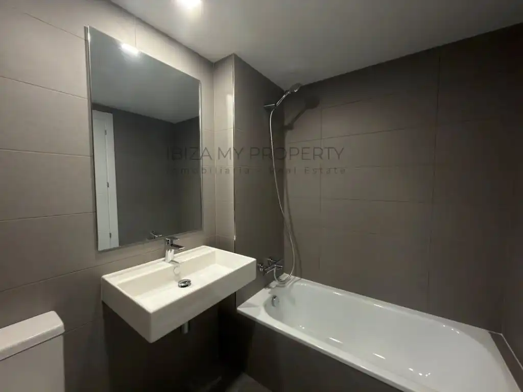 Appartement compact avec piscine à louer à Avenida Pere Matutes Noguera, imagen 11