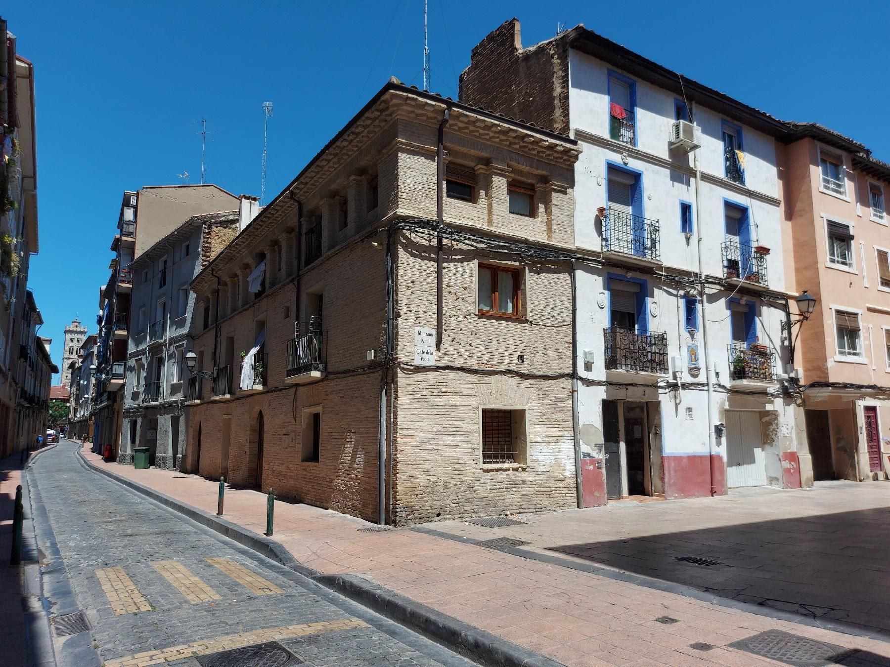 Vista exterior de Piso en venta en  Zaragoza Capital con Terraza