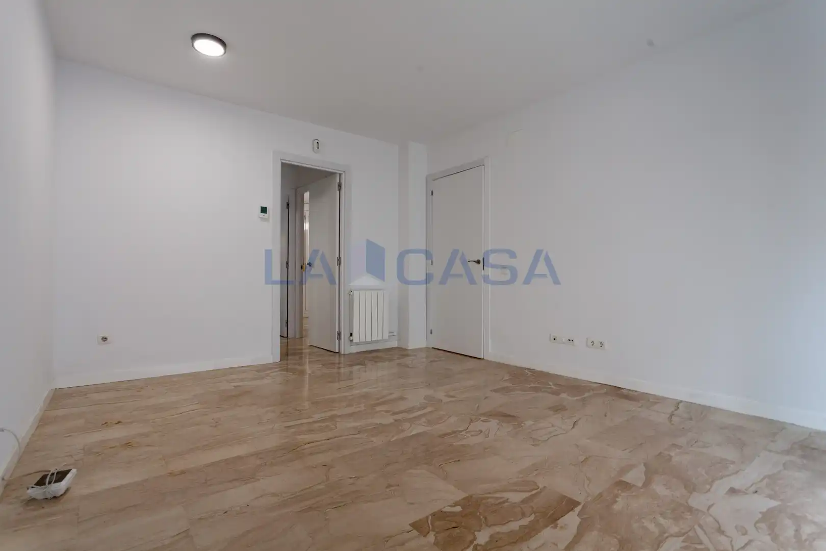 Pis en venda en L'Hospitalet de Llobregat amb Terrassa i Balcó
