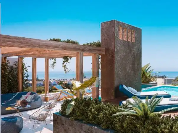 Chalet con piscina en venta en Milla de Oro, imagen 4