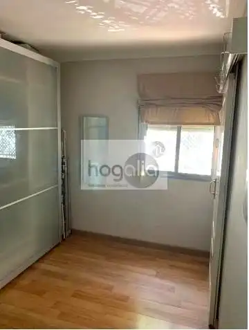 Habitación de Planta baja de alquiler en Sevilla con Aire acondicionado y Amueblado