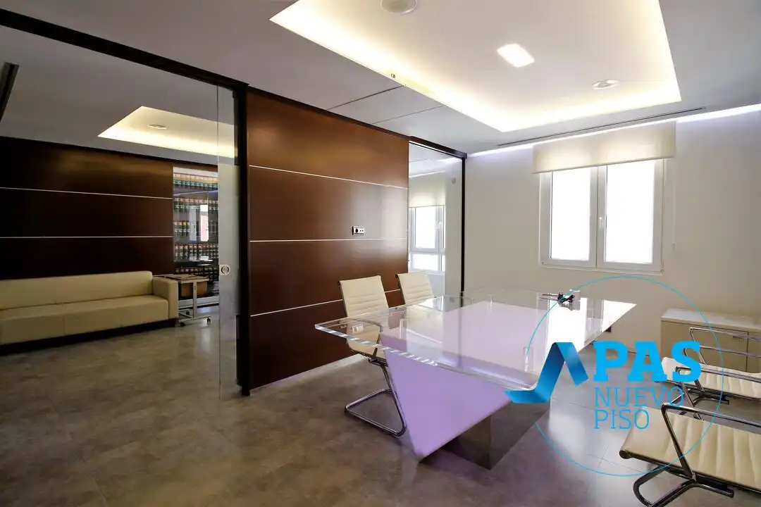 Piso en venta en Calle Lealtad, Centro - Ayuntamiento