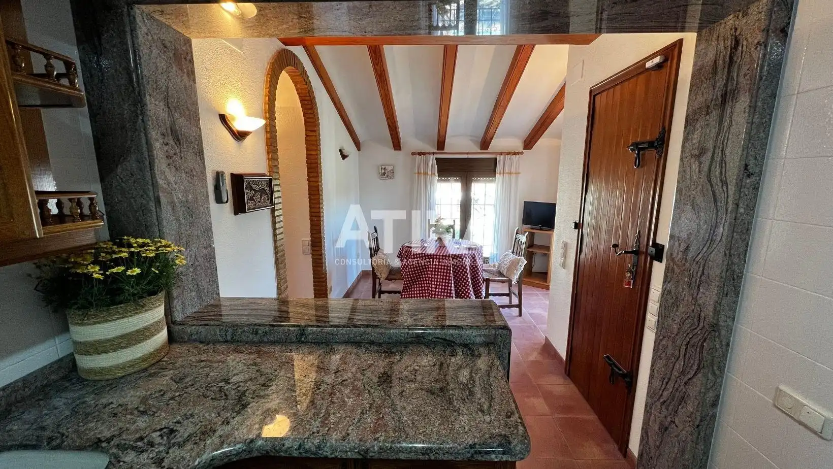 Cuina de Casa o xalet en venda en Ontinyent amb Calefacció, Jardí privat i Traster