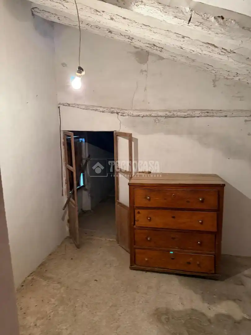 Houses for sale in Baeza  with Furnished and Balcony