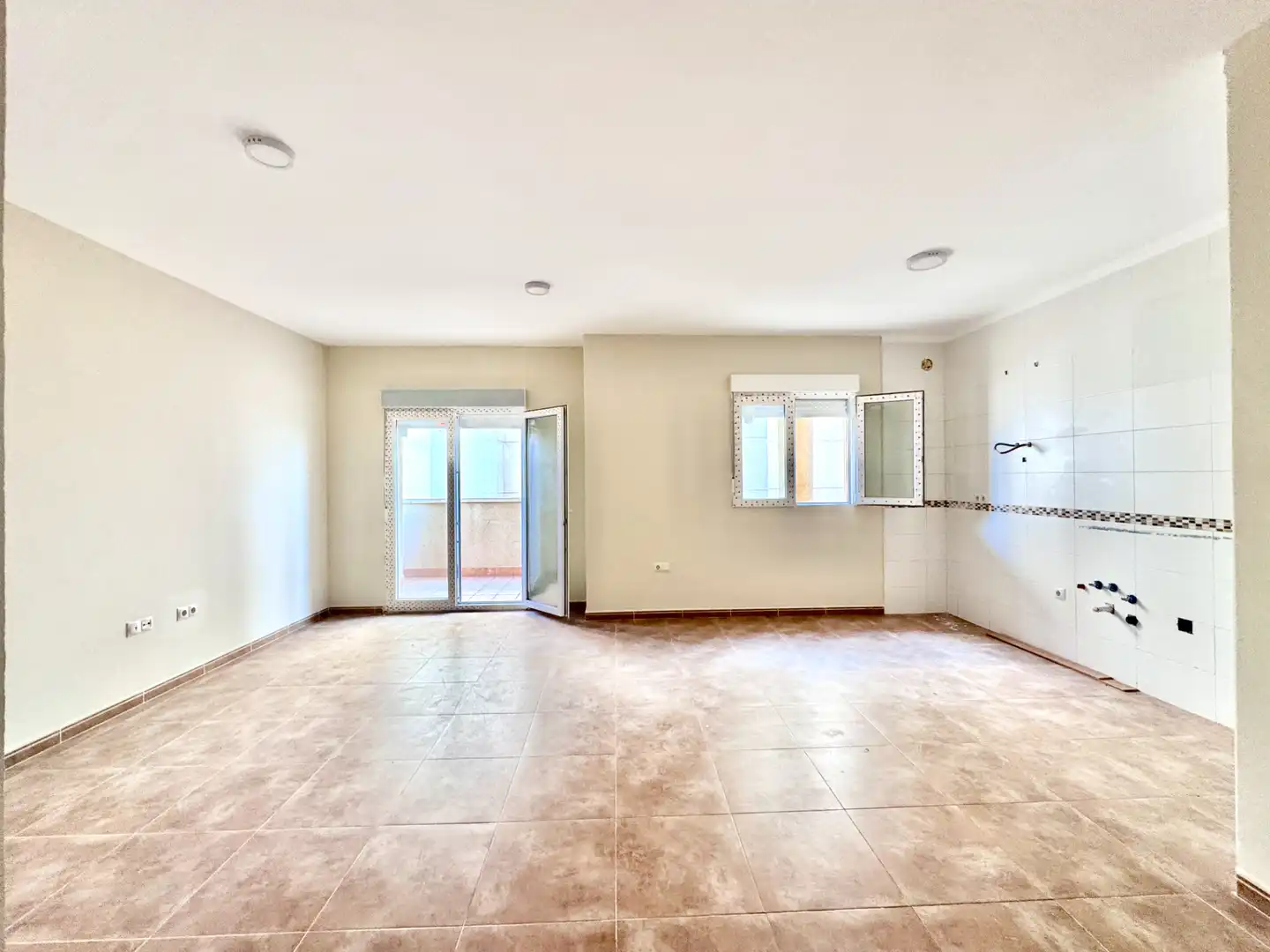 Mini appartamento con piscina in vendita a Calle Miguel Martínez
