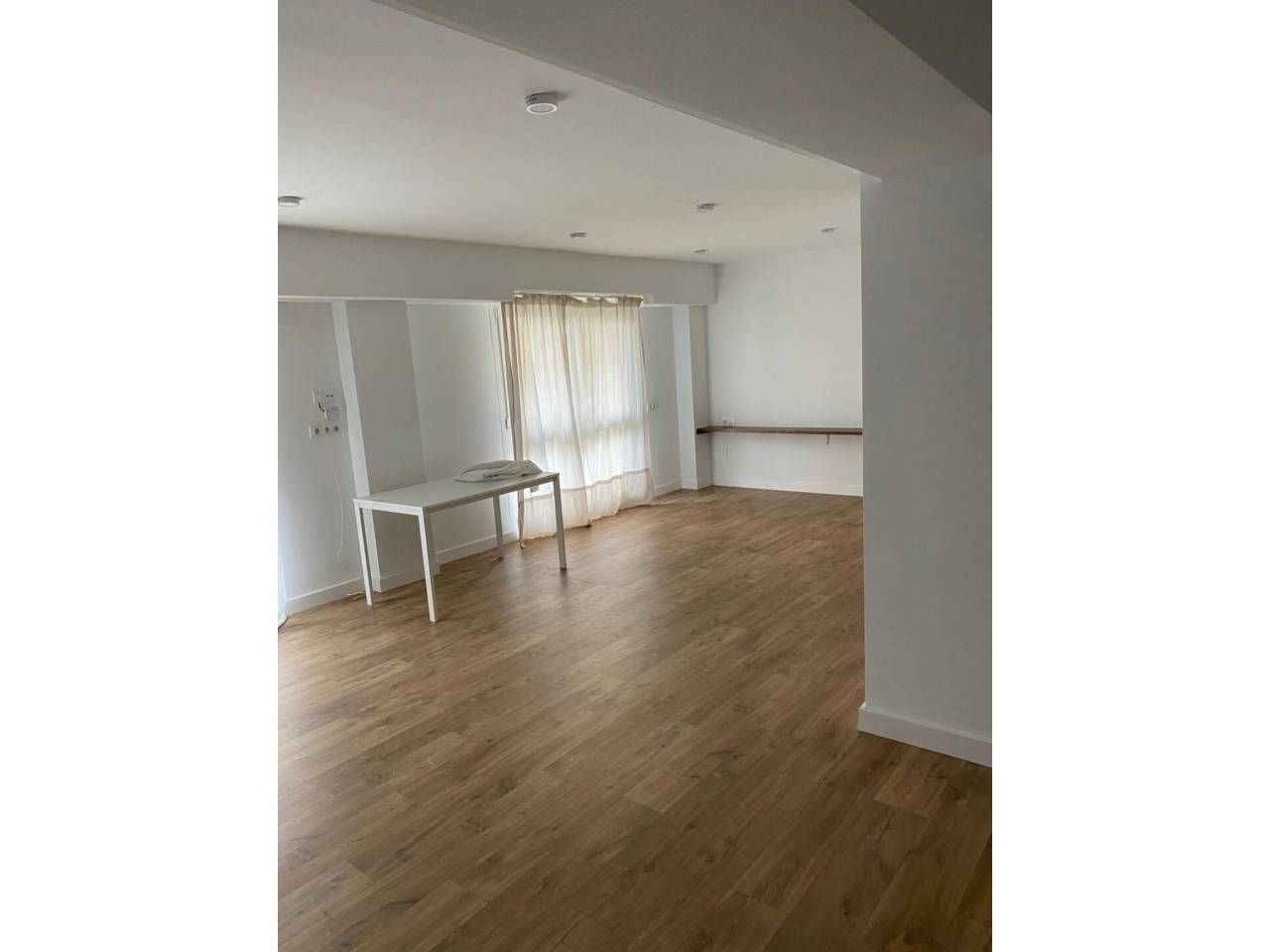 Apartamento de alquiler en Plaza Tres de las tres Carabelas, Alameda - Mentidero - Teatro Falla