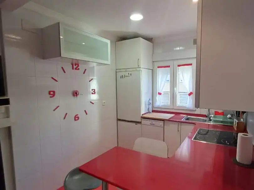 Küche von Wohnung zur Miete in Santander