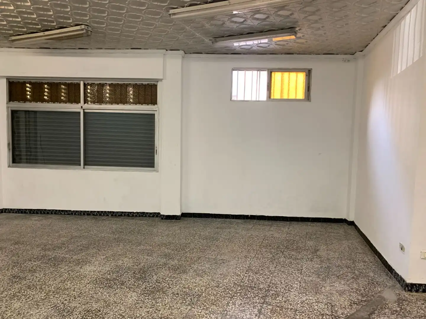 Commercial properties for rent in Benifaió
