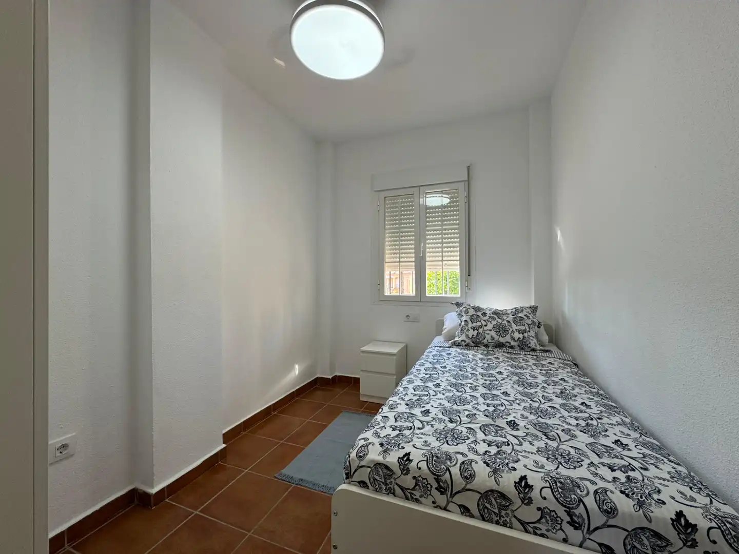 Flat for rent in Calle Juan de Acurio, Martín Miguel