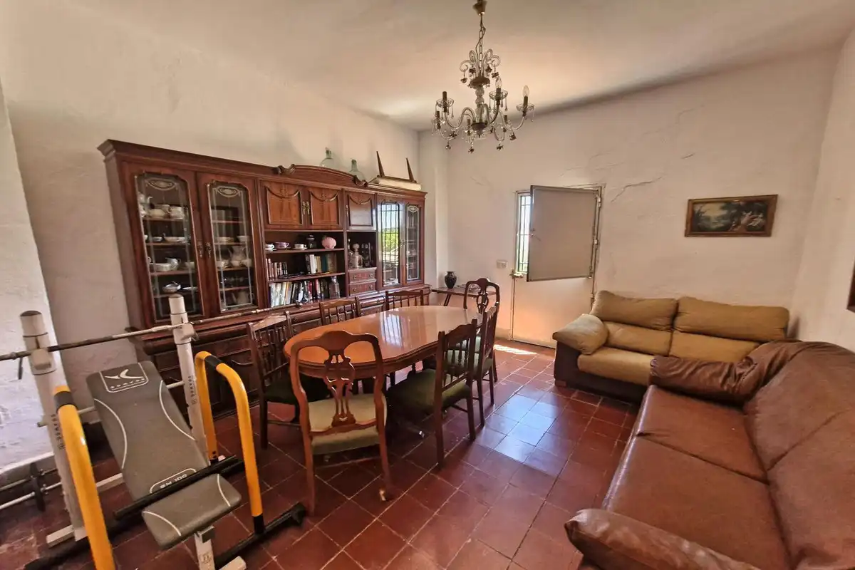 Menjador de Finca rústica en venda en Málaga amb Jardí privat, Terrassa i Traster