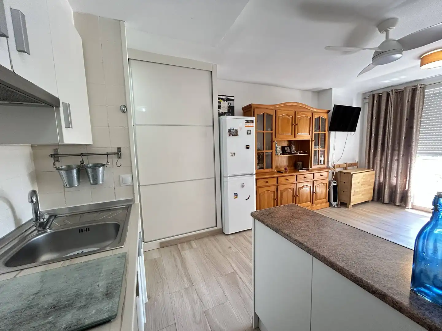 Cocina de Apartamento de alquiler en El Puig de Santa Maria con Amueblado y Piscina comunitaria