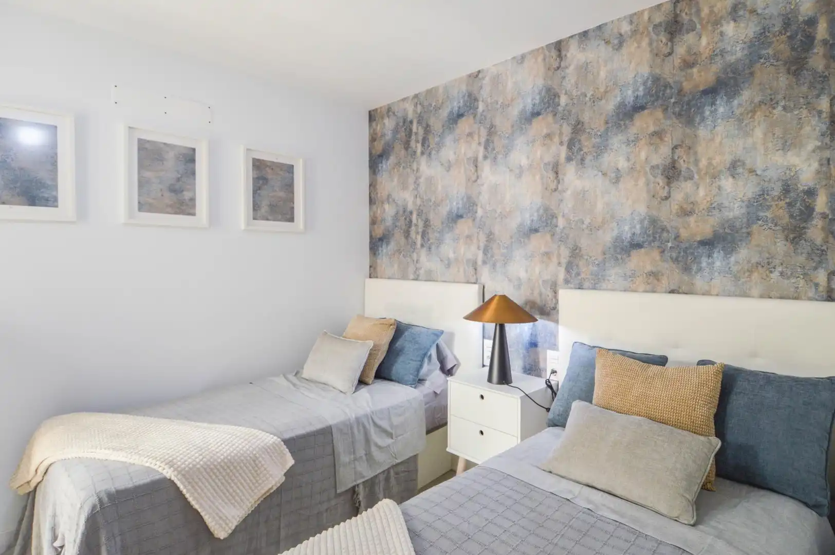 Schlafzimmer von Wohnungen zur Miete in Mogán mit Klimaanlage, Terrasse und Möbliert