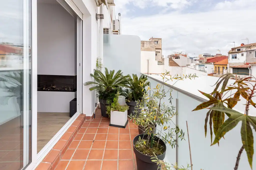 Terrasse von Haus oder Chalet zum Verkauf in Badalona mit Klimaanlage, Heizung und Parkett