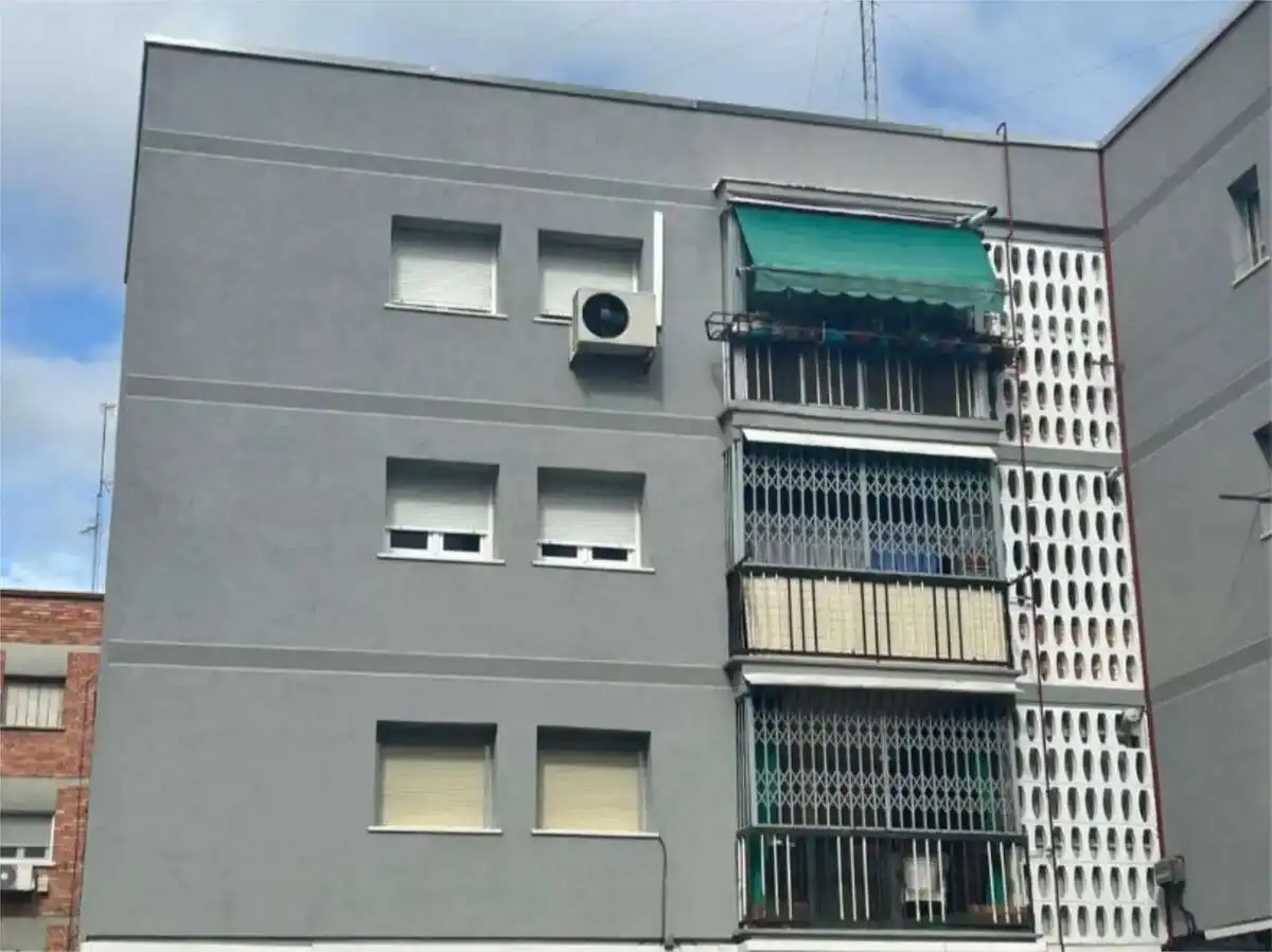 Vista exterior de Piso en venta en Móstoles con Terraza