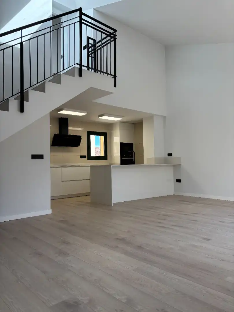Duplexes for sale in Carrer dels Tints, Centre