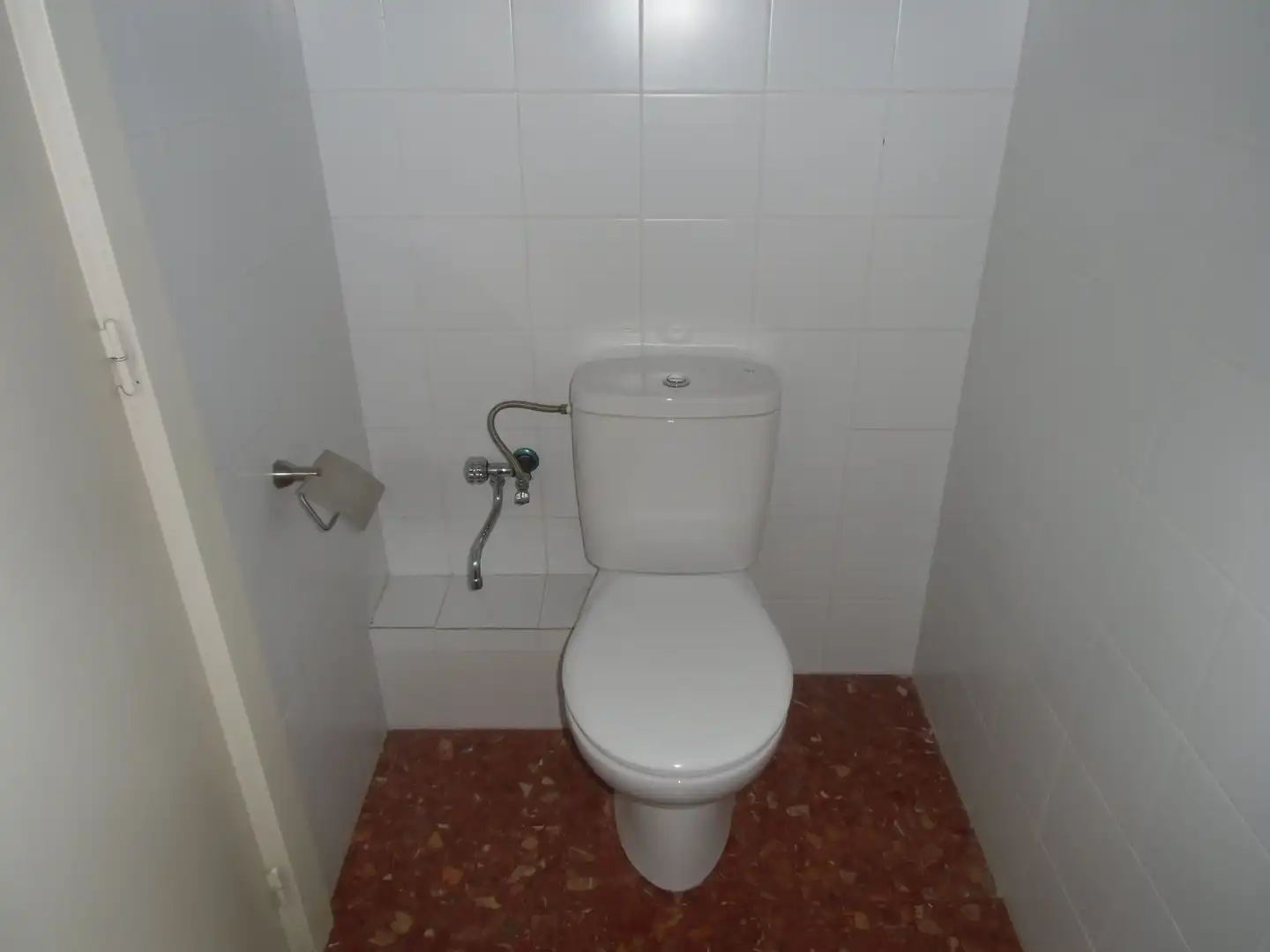 Baño de Local en venta en Santa Coloma de Gramenet con Aire acondicionado
