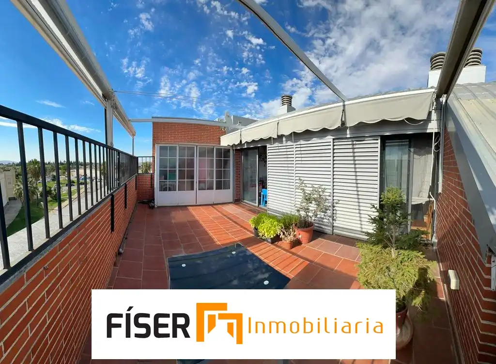 Vista exterior de Piso en venta en Zafra con Aire acondicionado, Calefacción y Terraza