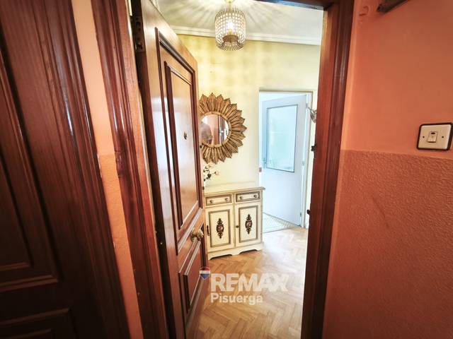 Piso en Venta en Calle Blas de Otero, 2 en Santiago - San Telmo