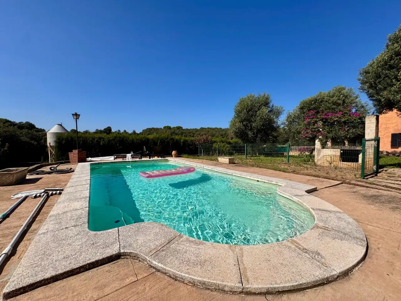 Piscina de Finca rústica en venda en Cruïlles, Monells I Sant Sadurní de L'Heura amb Aire condicionat, Calefacció i Jardí privat