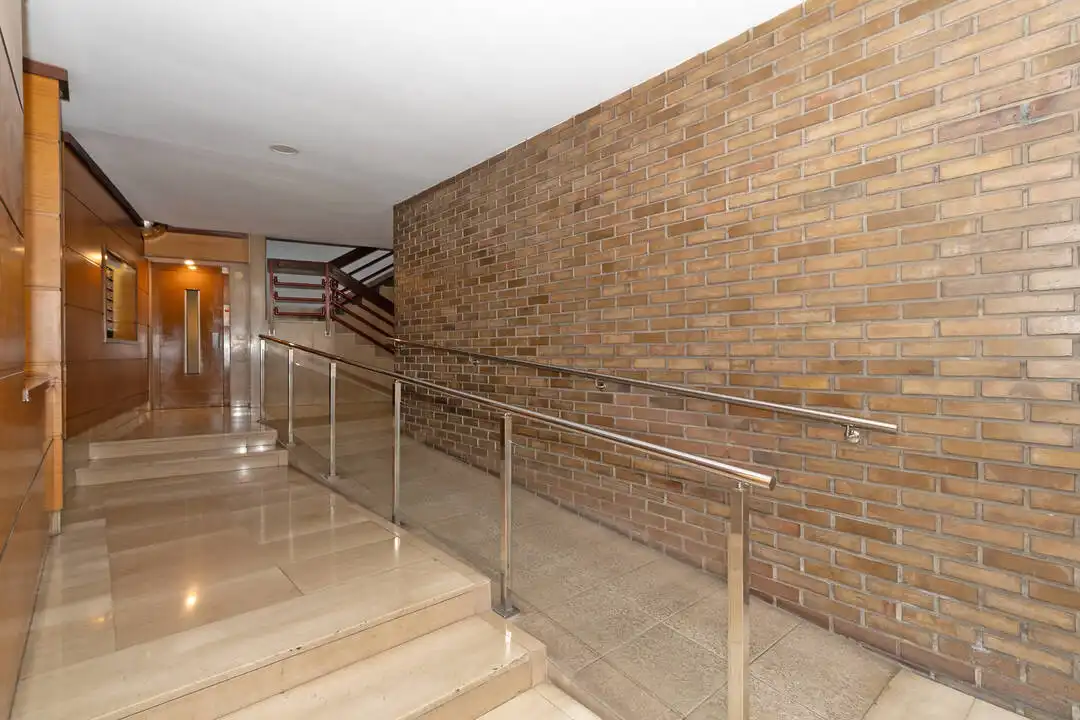 Piso con ascensor en venta en C. Julián Peña, imagen 21