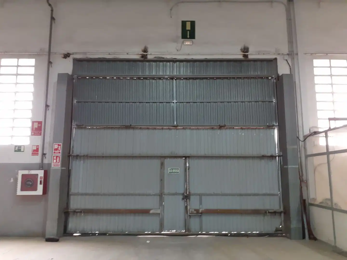 Nave industrial de alquiler en La Verneda i la Pau