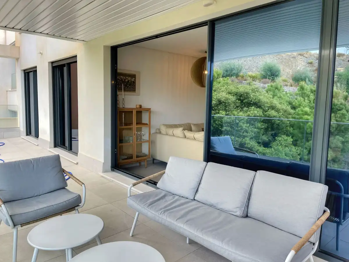 Terrasse von Wohnung zur Miete in Benahavís mit Klimaanlage, Terrasse und Möbliert