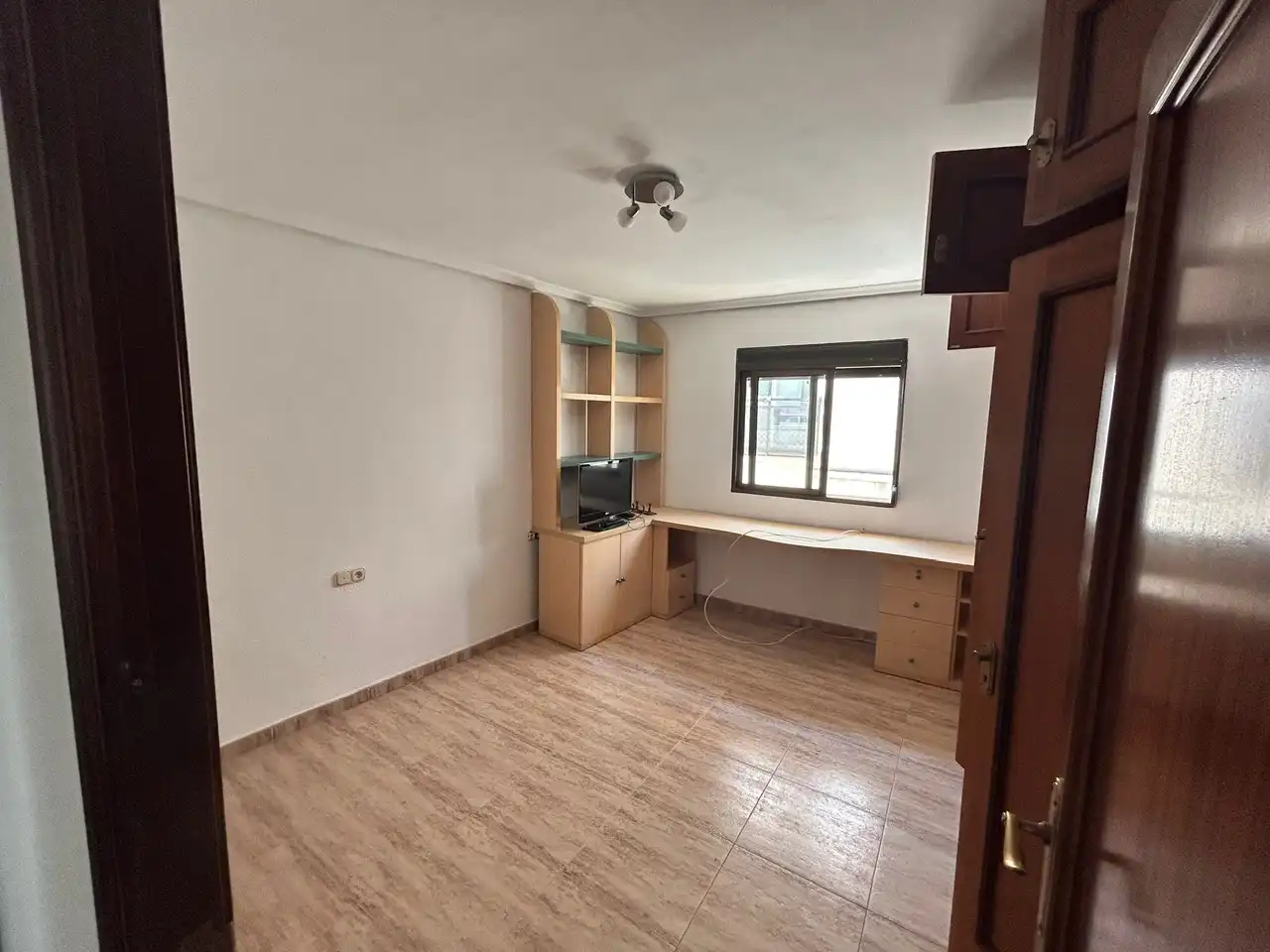 Habitación de Piso de alquiler en Alaquàs con Horno, Balcón y Alarma