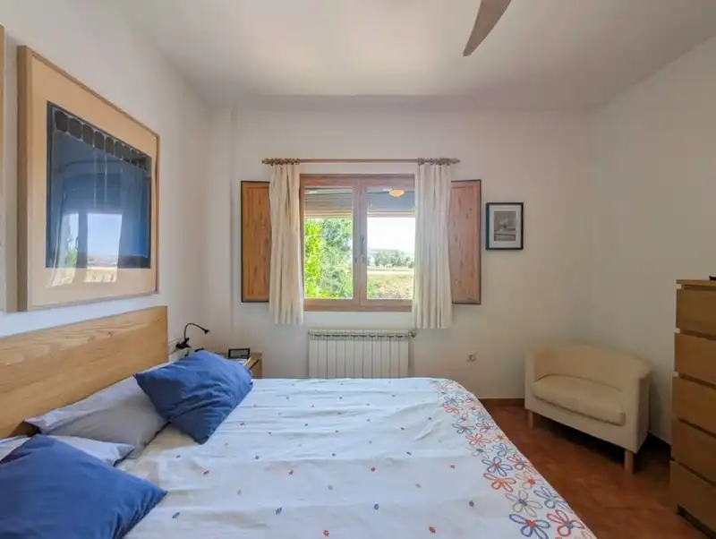 Schlafzimmer von Einfamilien-Reihenhaus zum Verkauf in Pulianas mit Klimaanlage, Parkett und Terrasse