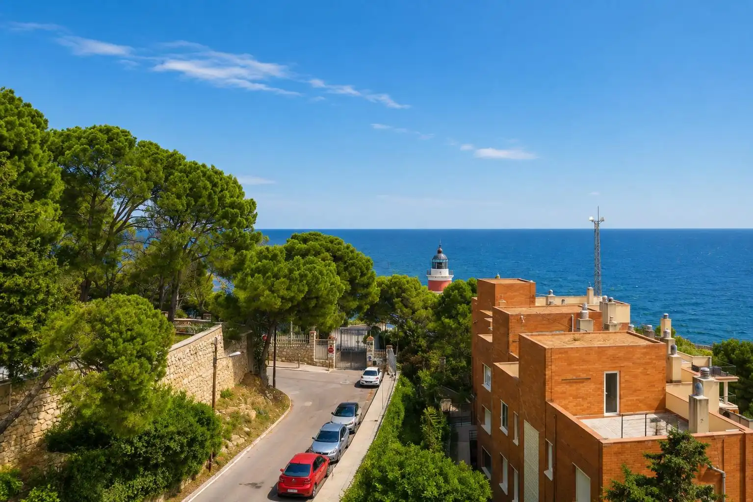 Vista exterior de Ático en venta en Salou con Aire acondicionado, Terraza y Piscina comunitaria