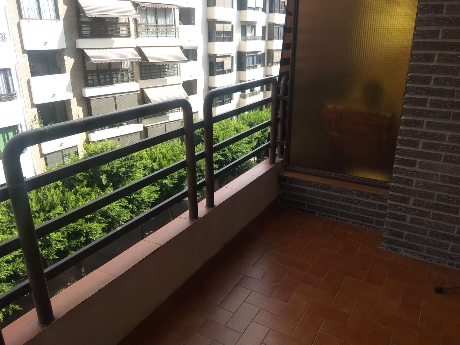 Terraza de Piso de alquiler en  Valencia Capital con Aire acondicionado y Calefacción