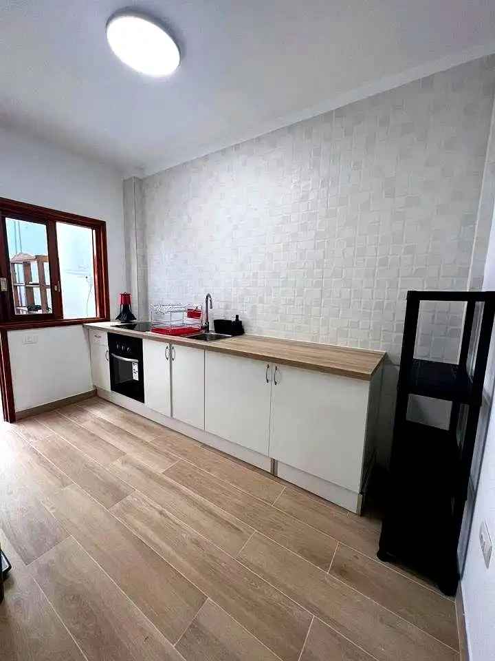 Room in Bartolome Benitez, Gracia