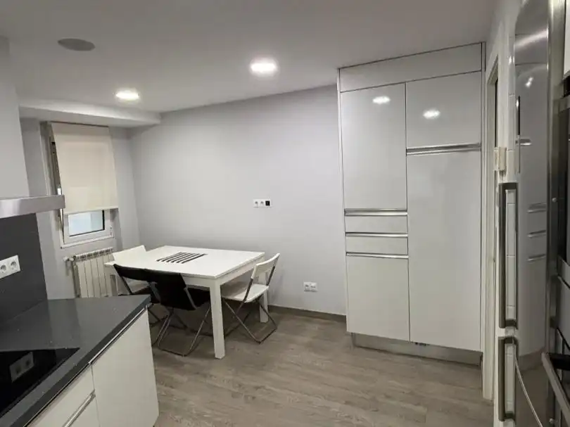 Wohnung mit Aufzug zur Miete in Marqués de San Esteban 33, imagen 5